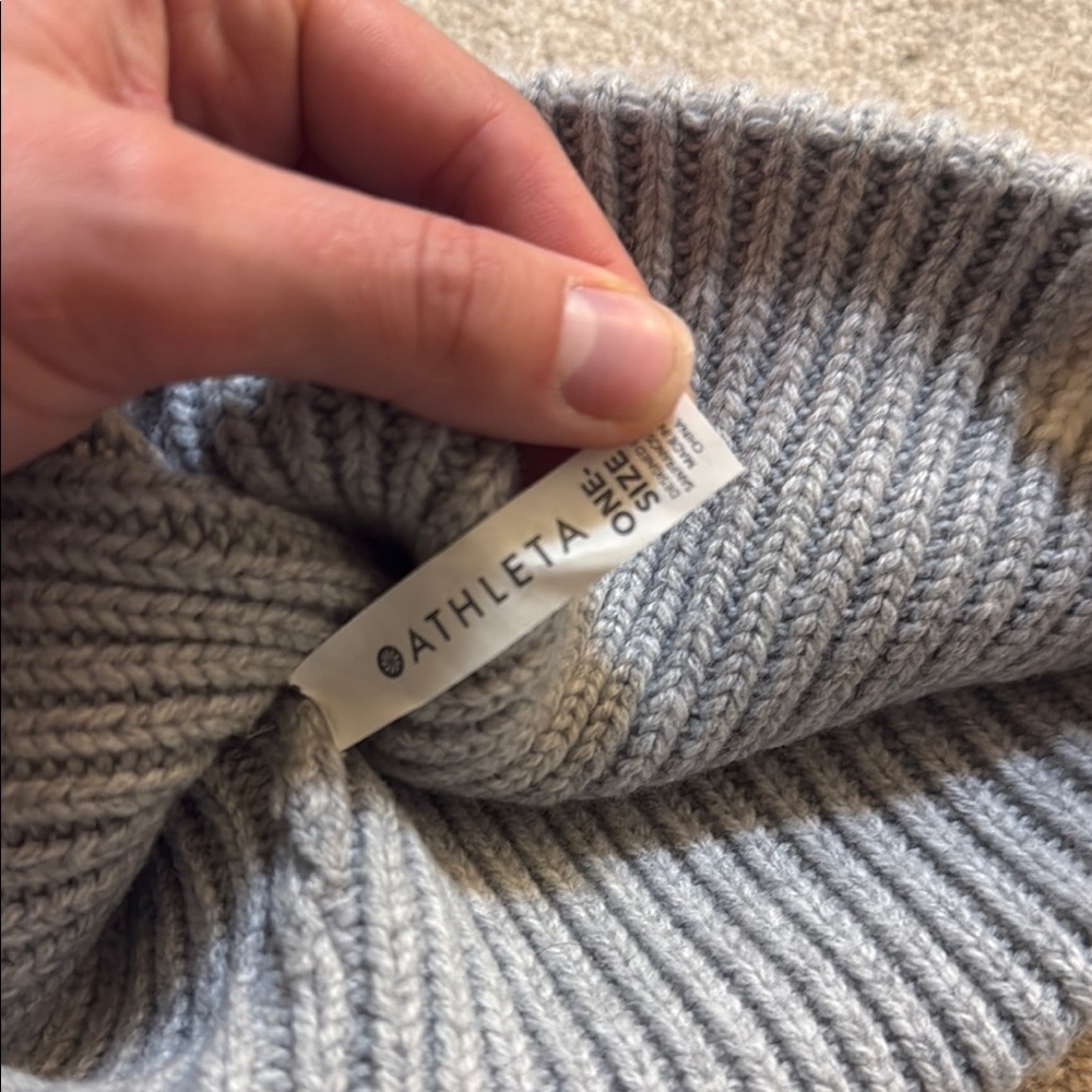 Gray Ribbed Knit Beanie - AK - Picture 2 of 3